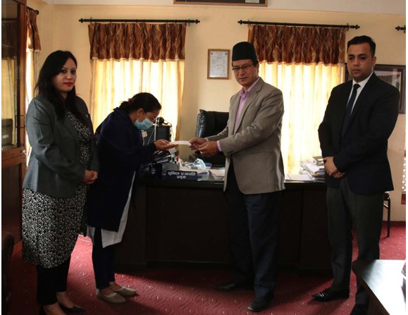 ज्योति लाइफद्वारा भक्तपुर नगरपालिकका कर्मचारीको मृत्यु दावी भुक्तानी