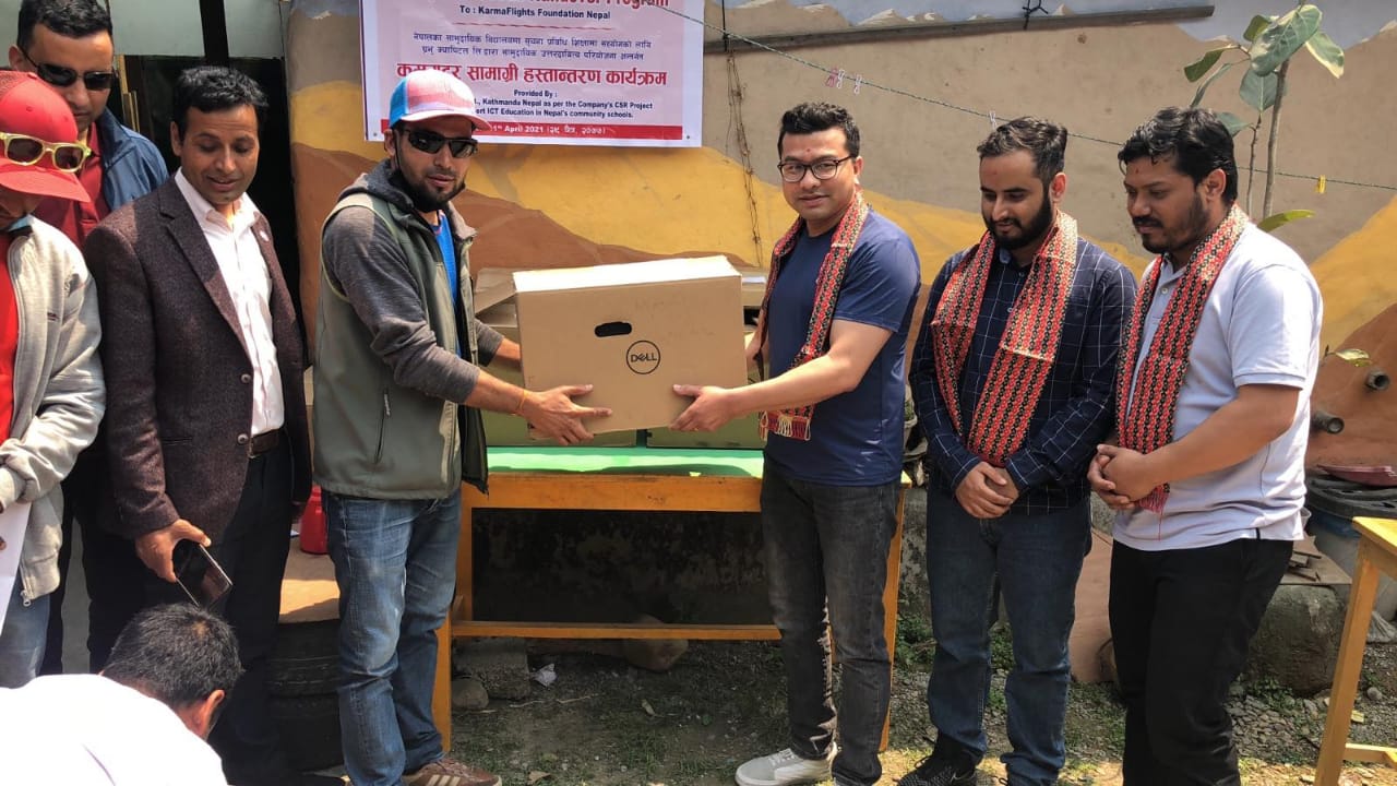 प्रभु क्यापिटलद्वारा विद्यालय तथा फाउण्डेसनलाई कम्प्युटर र सिपियु हस्तान्तरण