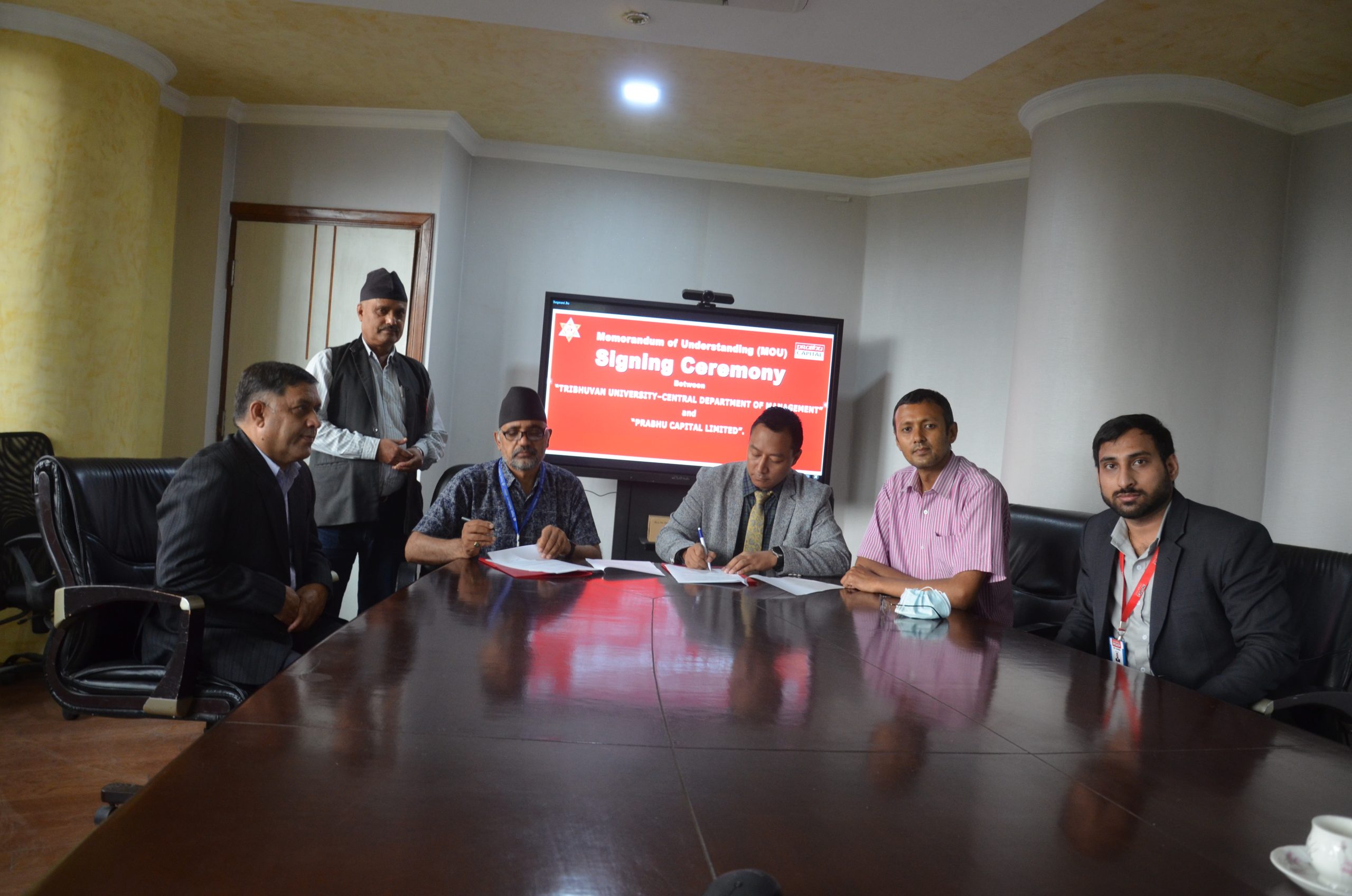 प्रभु क्यापिटलले त्रिभुवन विश्वविद्यालय केन्द्रीय व्यवस्थापन विभागका विद्यार्थीलाई व्यवहारिक शिक्षामा सहकार्य गर्ने