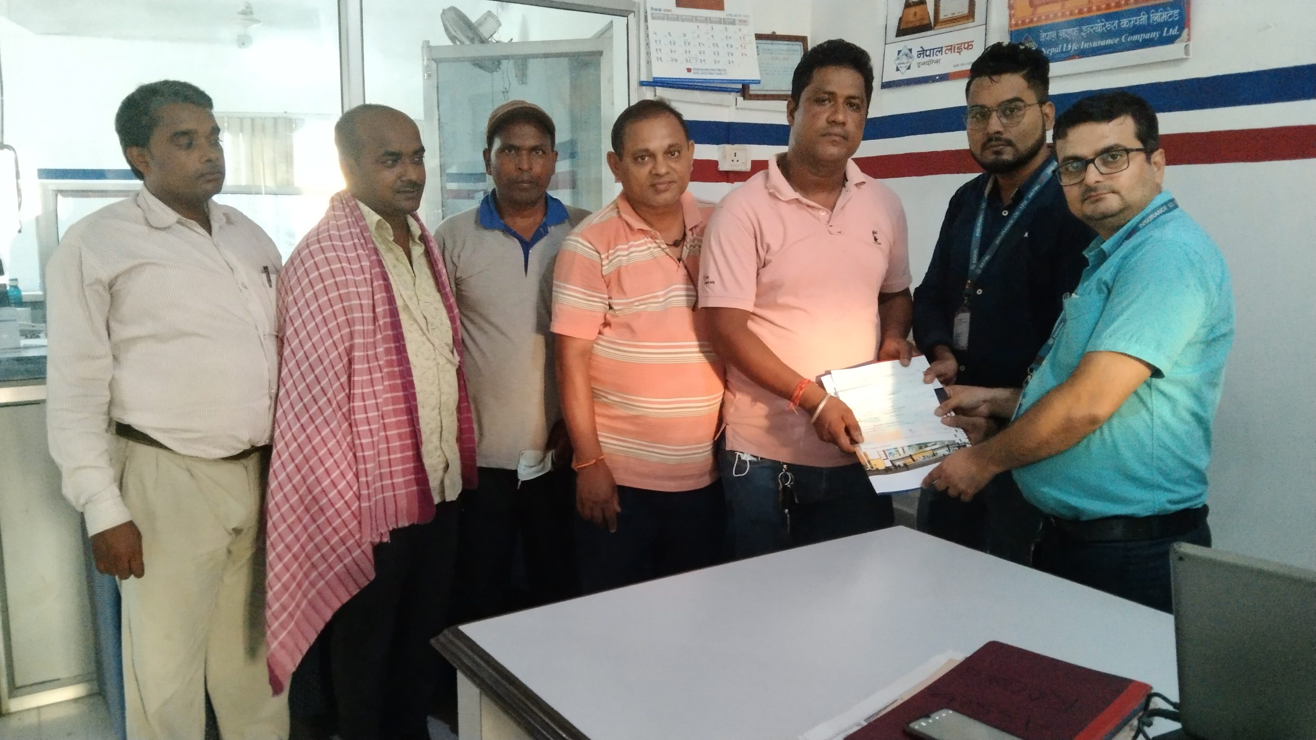 नेपाल लाइफ इन्स्योरेन्सद्धारा ५७ लाख २८ हजार रुपैयाँ मृत्यु दाबी भुक्तानी