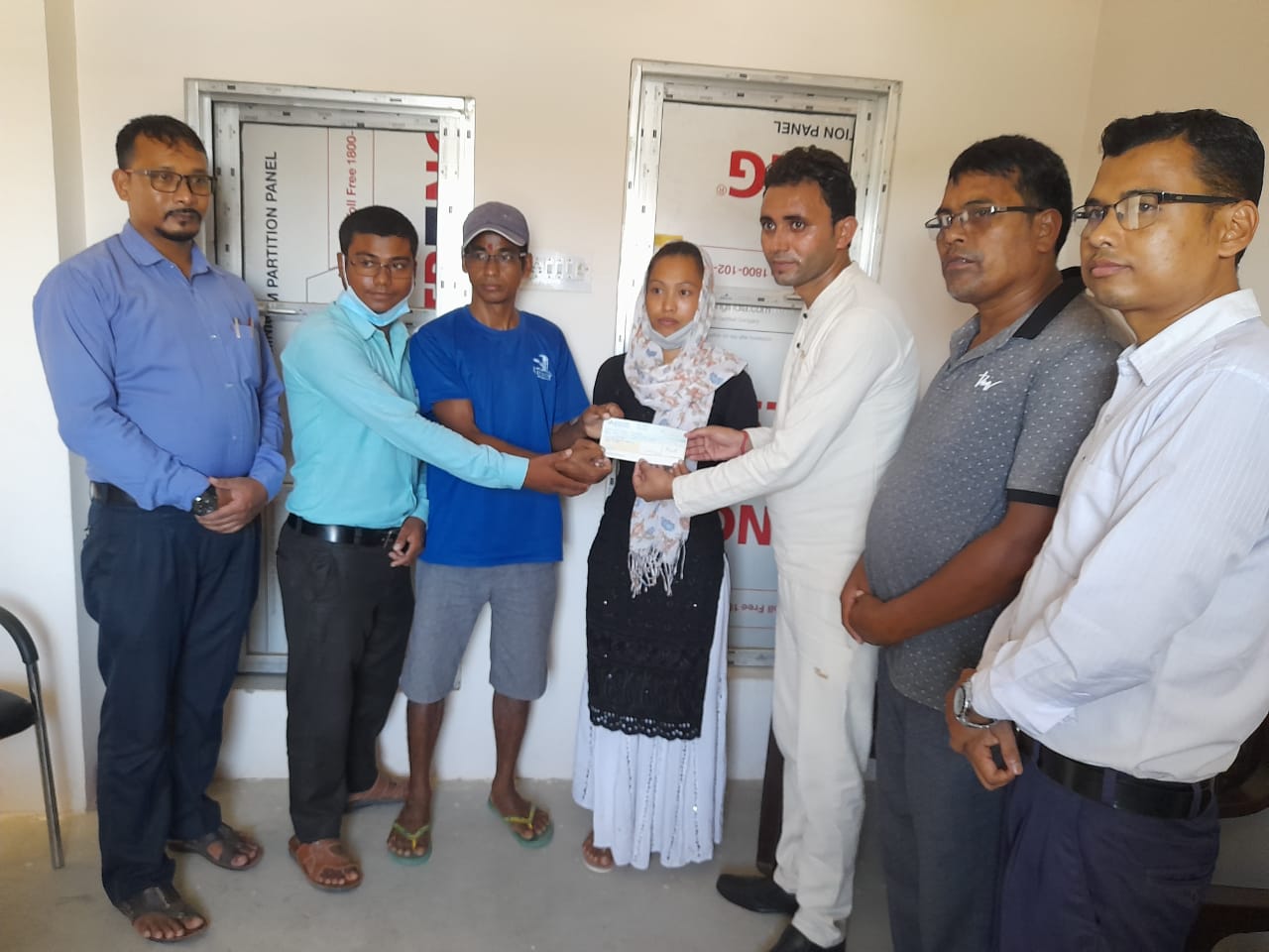 यूनियन लाइफद्धारा १० लाख ४२ हजार रुपैयाँ मृत्यु दाबी भुक्तानी