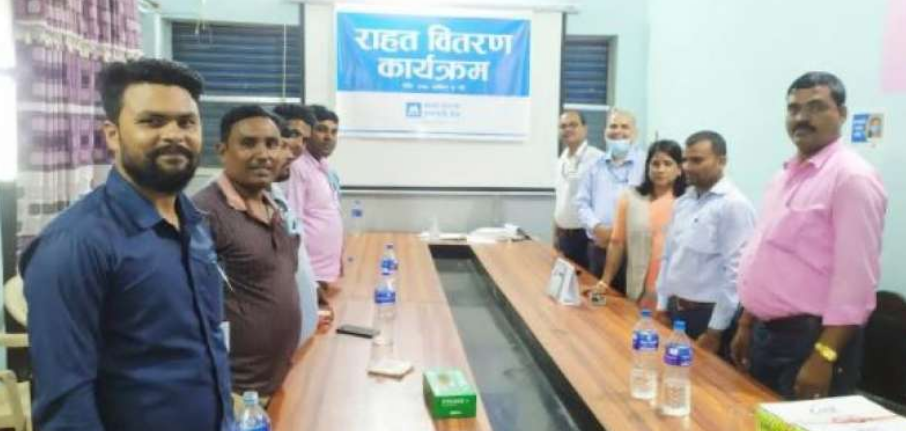 एनएमबि बैंकद्धारा बाढी पीडितलाई सहयोग