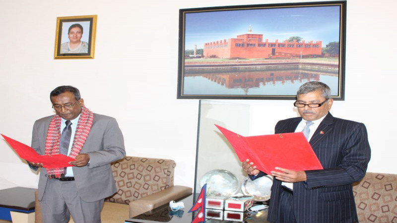 नेपाल बङ्गलादेश बैंकका नवनिर्वाचित अध्यक्षले लिए शपथ