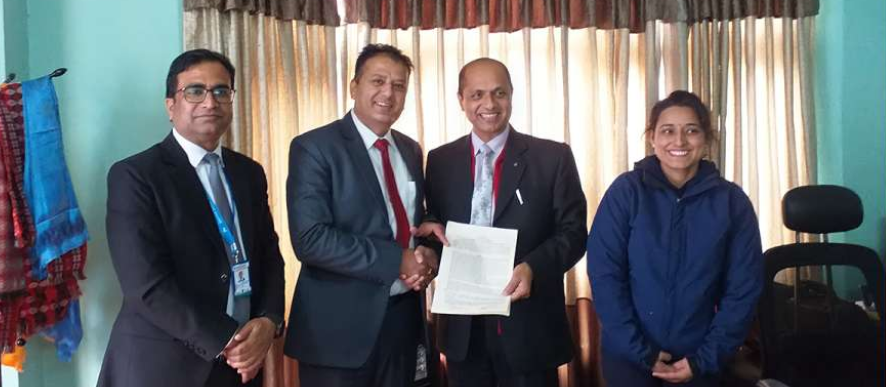 युवा तथा साना व्यवसायी स्वरोजगार कोष र गरिमा विकास बैंकबीच कर्जा सम्झौता