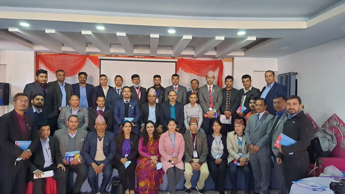 केन्द्रिय कार्यालयले व्यवसायका लागि मात्रै दवाव दिदा समस्या भएको पोखराका शाखा प्रमुखको गुनासो