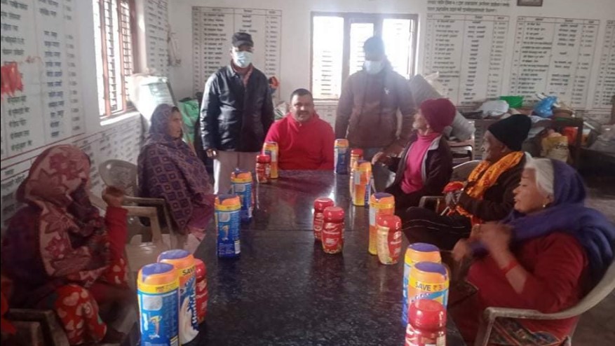 ग्लोबल आइएमई लघुवित्तद्धारा आश्रमलाई सहयोग