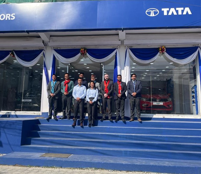 टाटा मोटर्सको नयाँ शोरूम बनेपामा खुल्यो