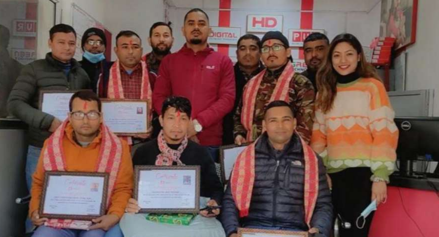 महेन्द्रनगरमा डिशहोमले गर्यो डिलर दाइहरुलाई सम्मान