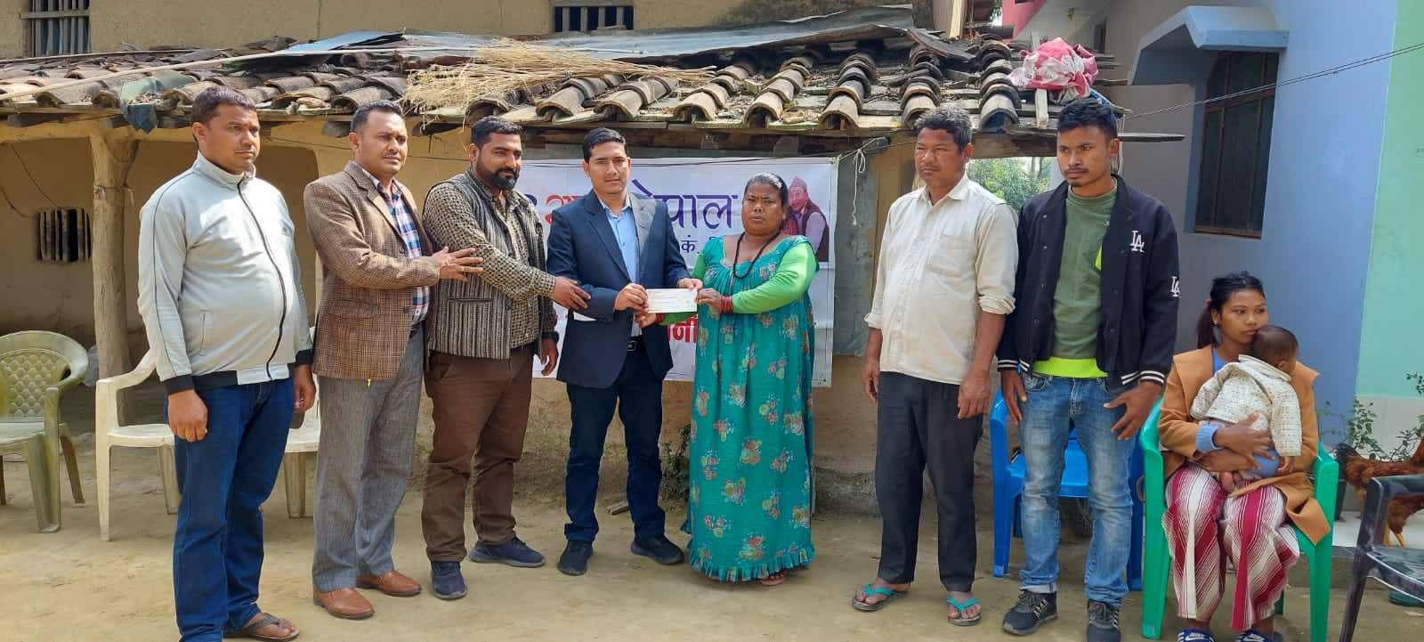 सन नेपाल लाइफद्धारा ५ लाख ९४ हजार रुपैयाँ मृत्यु दाबी भुक्तानी