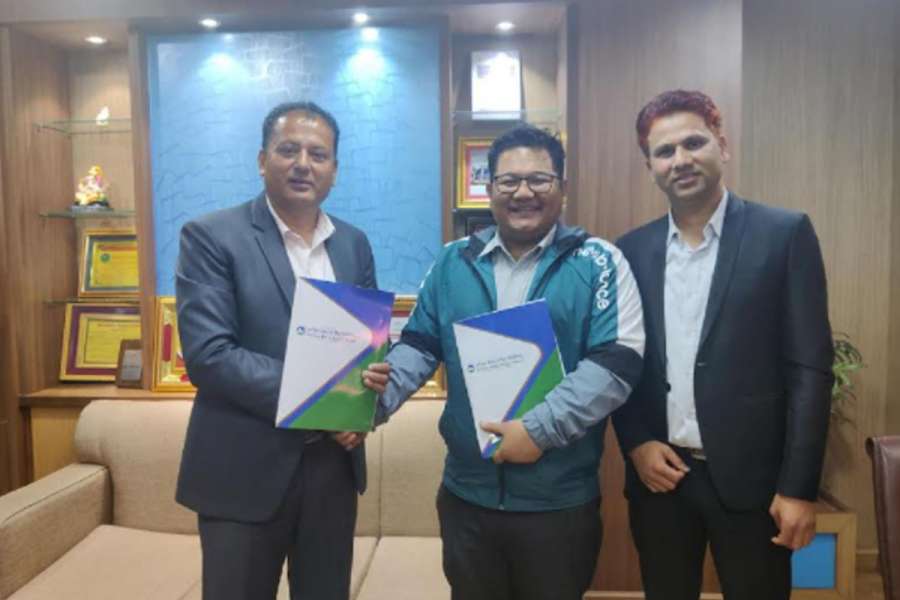 गरिमा विकास बैंक र नेपाल पेमेन्ट सोलुशनबीच सम्झौता