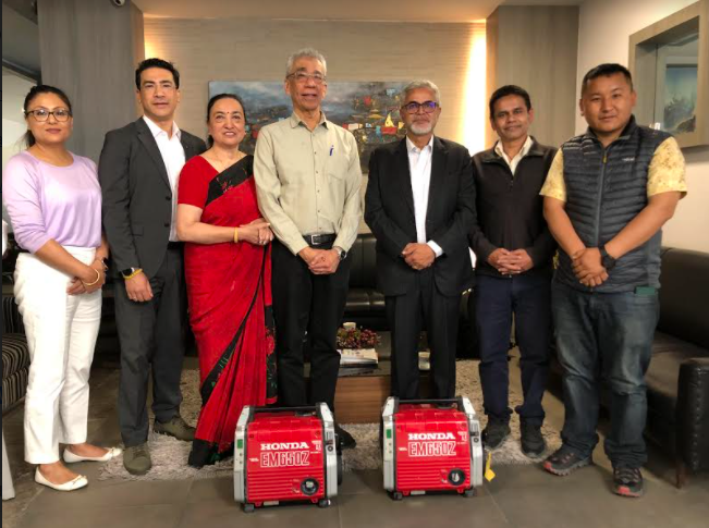 ज्योति फाउण्डेशनद्धारा हिमालय उद्धार संघलाई जेनेरेटर सहयोग