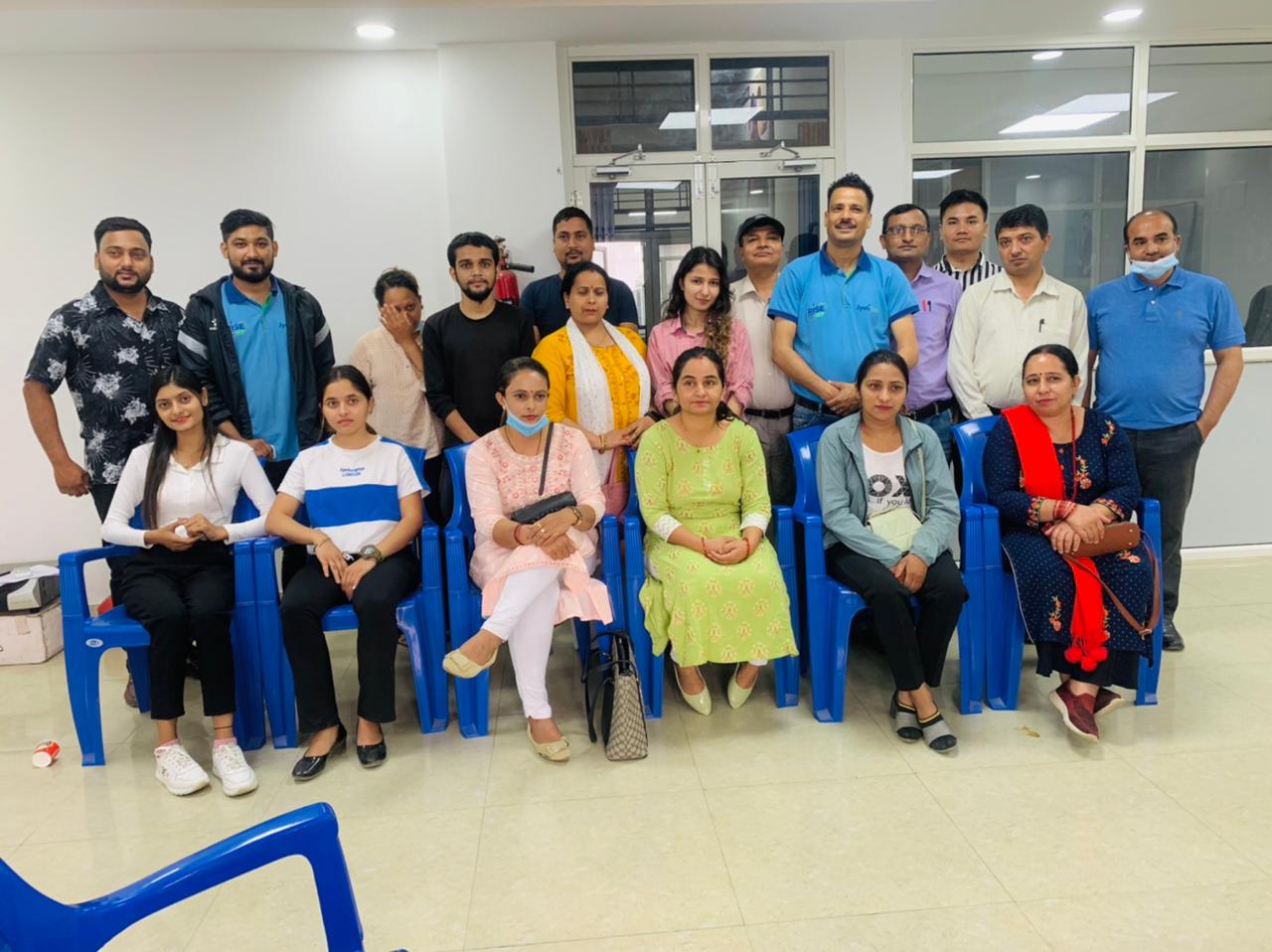 ज्योति लाइफको चितवन शाखामा अभिकर्ता आधारभुत तालिम सम्पन्न