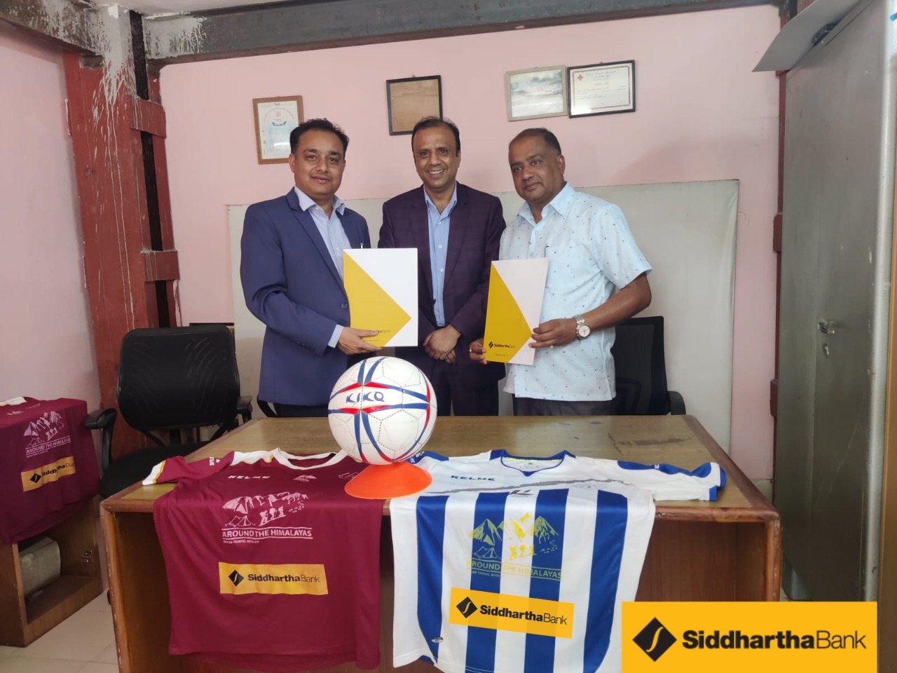 सिद्धार्थ बैंक र बाँसबारी क्लबबीच सम्झौता