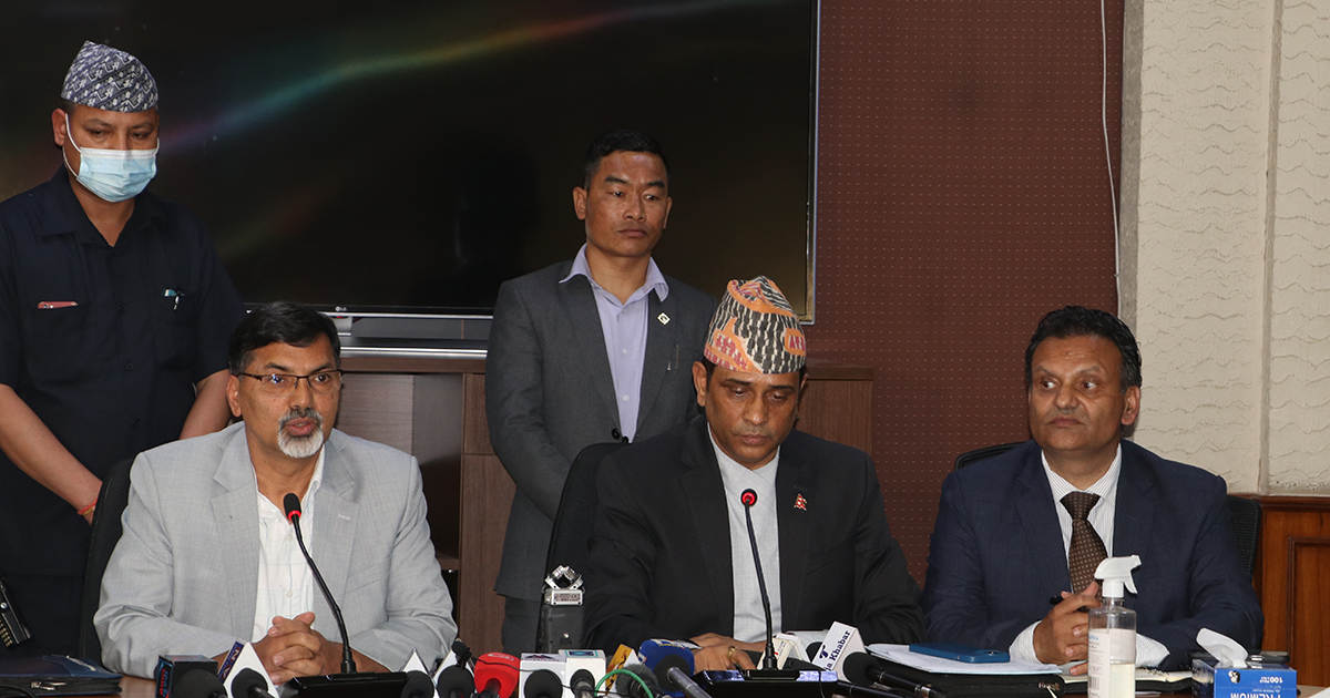 अर्थतन्त्रको विषयमा ‍चौतर्फी विरोधपछि यस्तो छ अर्थमन्त्रीको २३ बुँदे स्पष्टिकरण सहित आर्थिक अवस्था