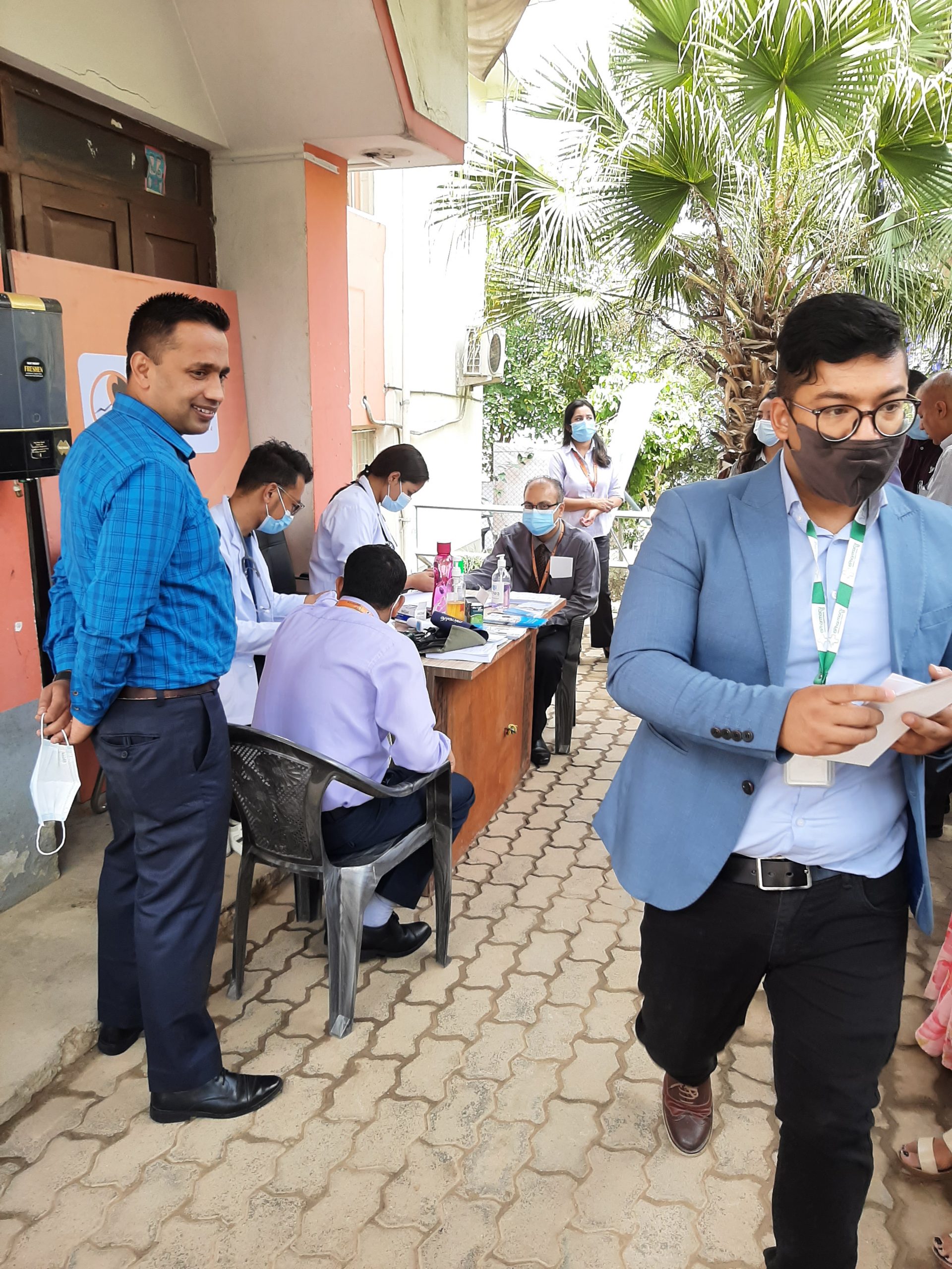 शिखर इन्स्योरेन्सले सम्पन्न गर्यो आफ्ना कर्मचारीको निःशुल्क स्वास्थ्य परिक्षण शिविर