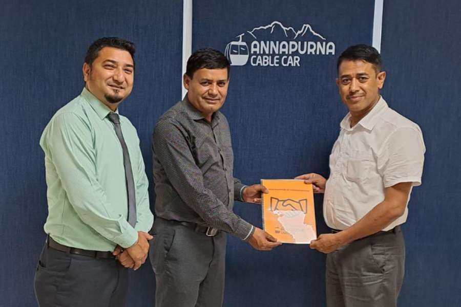 ग्रीन डेभलमपमेण्ट बैंकका ग्राहकले पोखराको अन्नपूर्ण केवलकारमा छुट पाउने