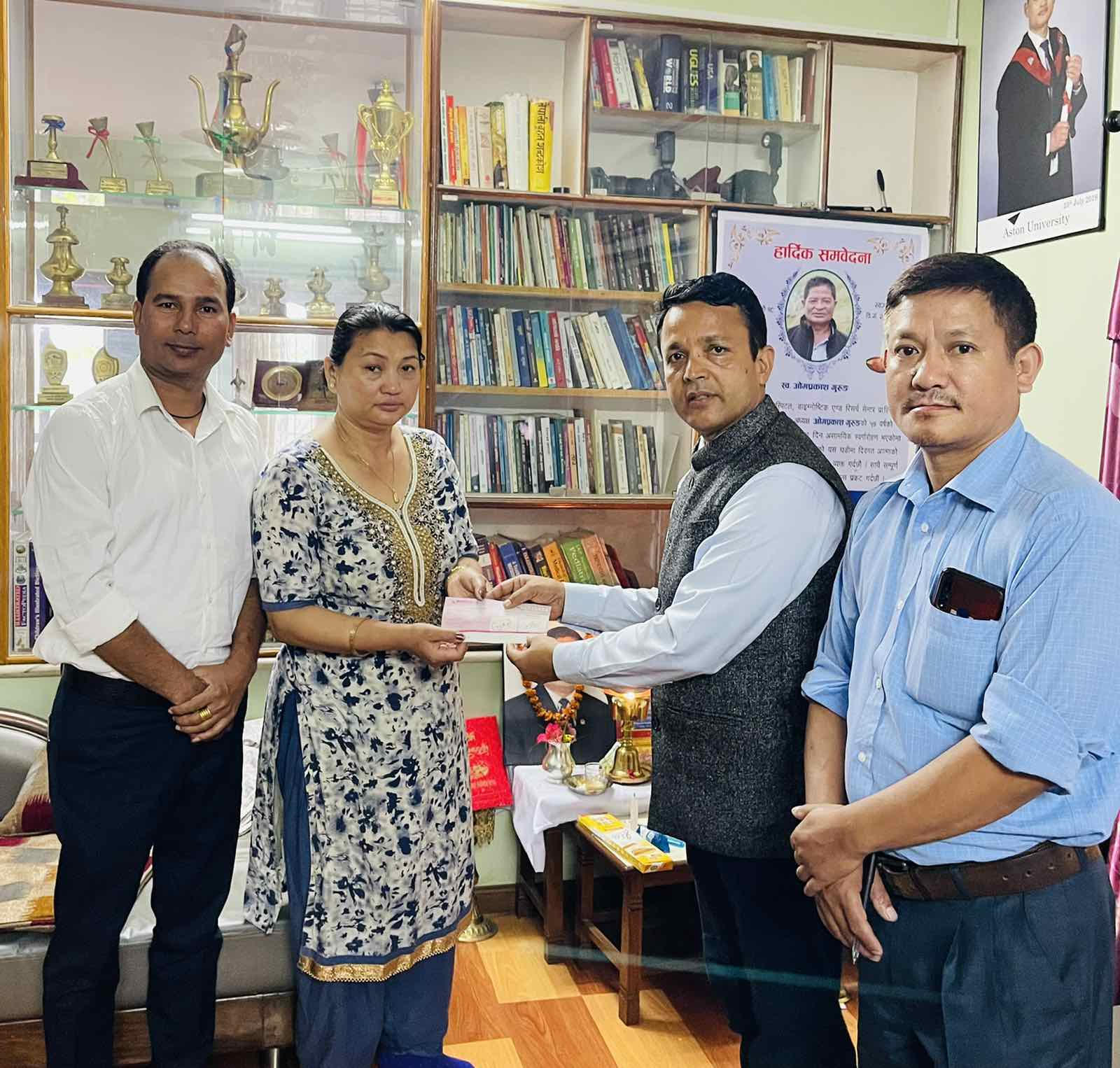 नेपाल लाइफद्धारा ६० लाख रुपैयाँ मृत्यु दाबी भुक्तानी