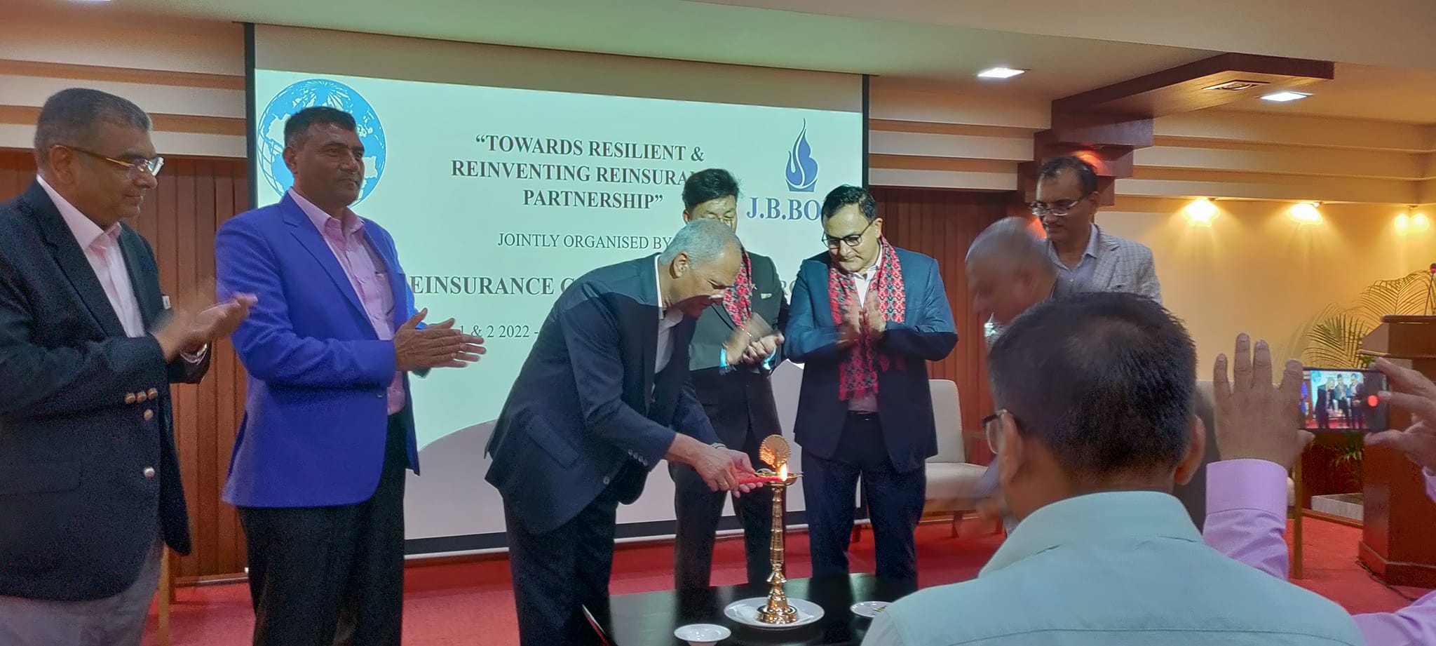 माल्दिभ्समा नेपाल पुनर्बीमाको निर्जीवन बीमा कम्पनीका सिइओहरु सँग २ दिने सेमिनार सुरु