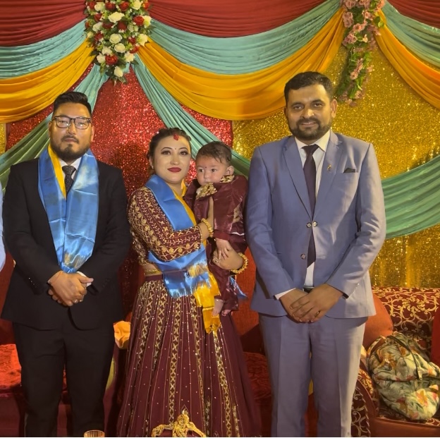 छोराको पास्नीमा ५० लाखको बिमा पोलिसी उपहार