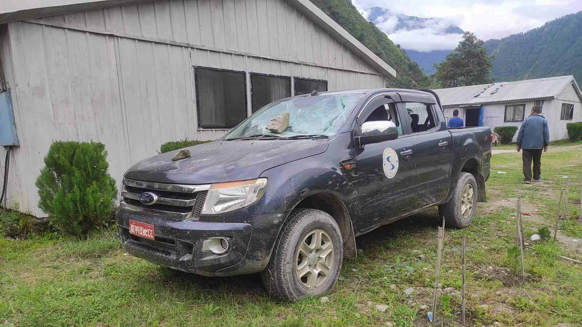 आइपिओ कम पाएको भन्दै प्रभावित वासिन्दाले सान्जेन जलविद्युत आयोजनामा तोडफोड