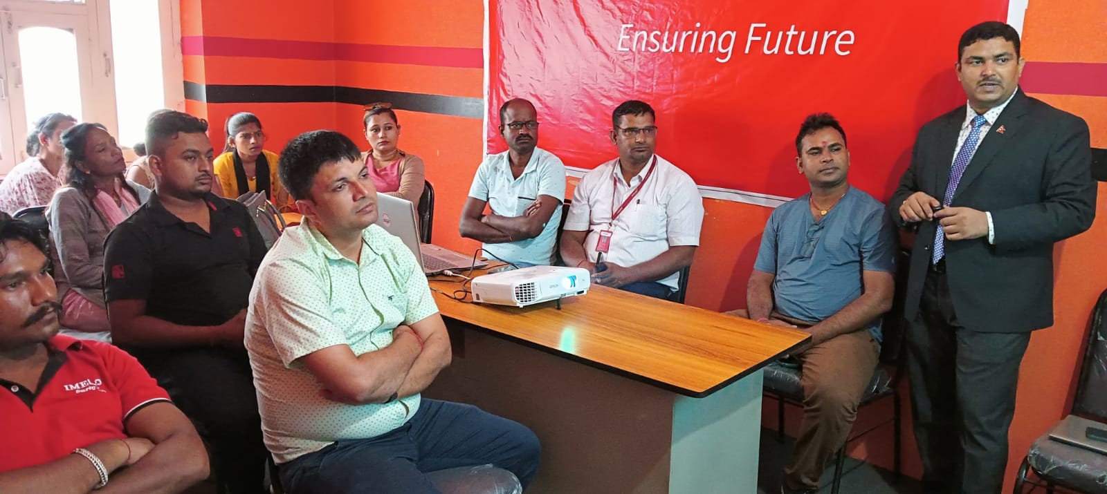 आइएमई लाइफले दियो ७ सय ४८ जना अभिकर्तालाई तालिम