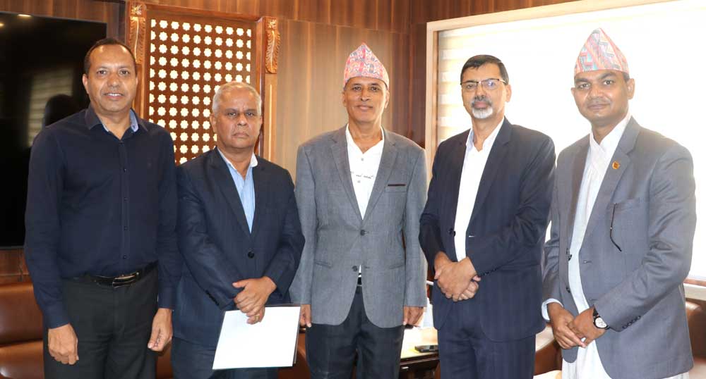 उच्चस्तरीय तलब सुविधा आयोगमा सूर्या लाइफका पुर्व सिइओ पाण्डे, सम्पुर्ण श्रमिकको तलब सुविधा सिफारिस गर्ने