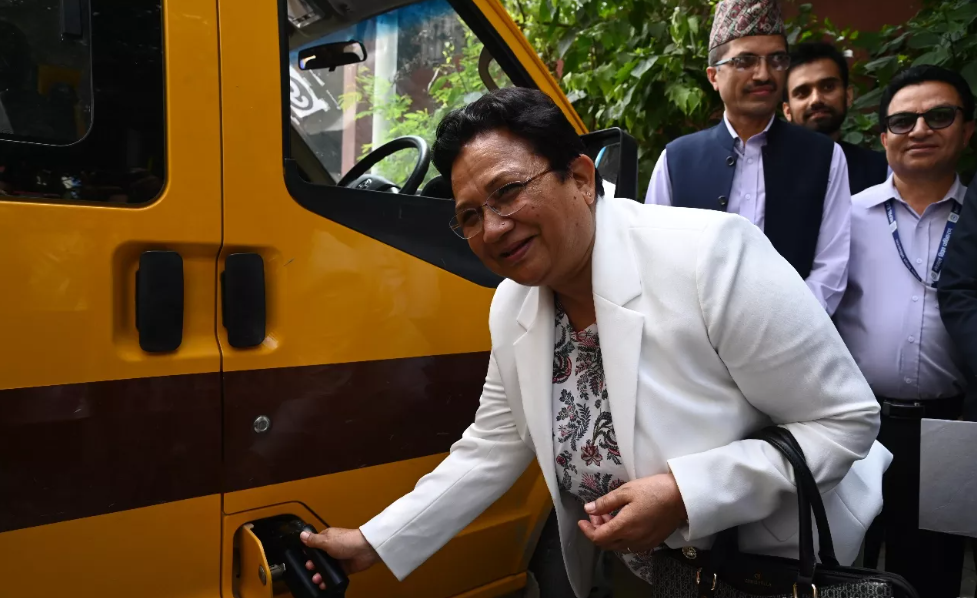 प्राधिकरणले रत्नपार्कमा स्थापना गर्यो फास्ट चार्जिङ स्टेसन, विद्युतीय सवारी आधा घण्टामै फुल चार्ज