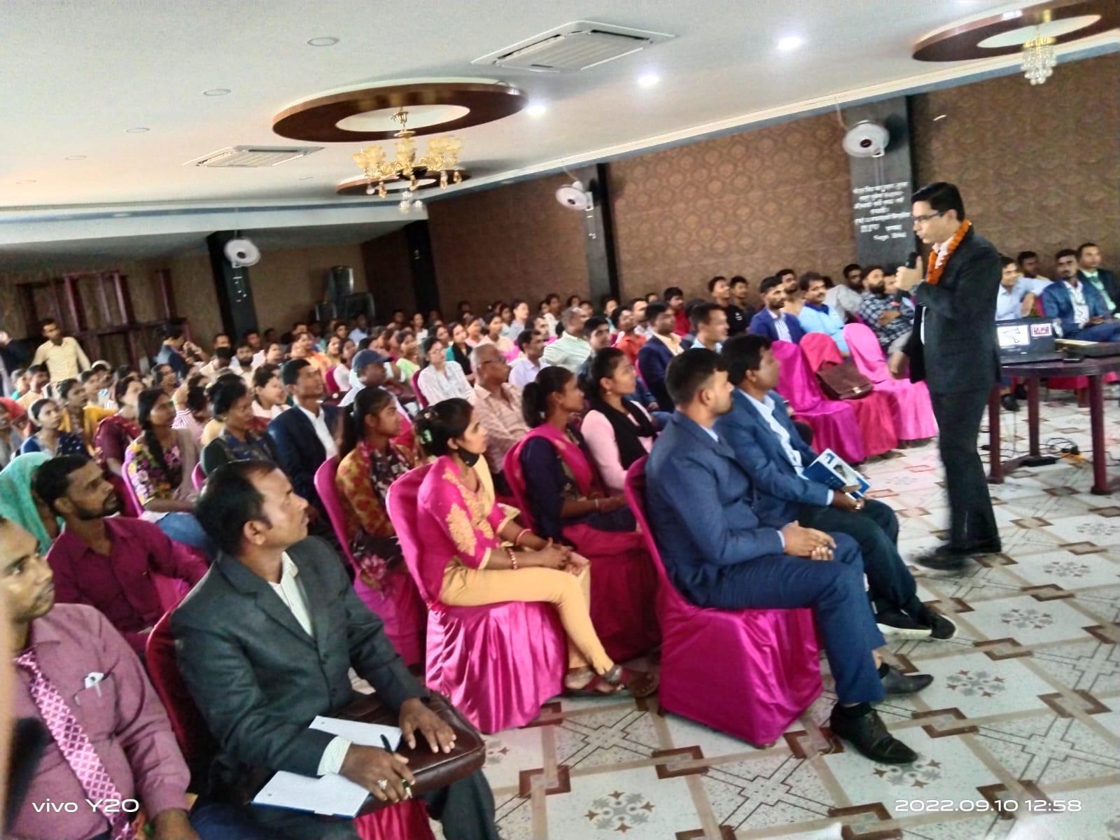 सानिमा लाइफ लाहान शाखाद्धारा अभिकर्ता उत्प्रेरणा कार्यक्रम सम्पन्न