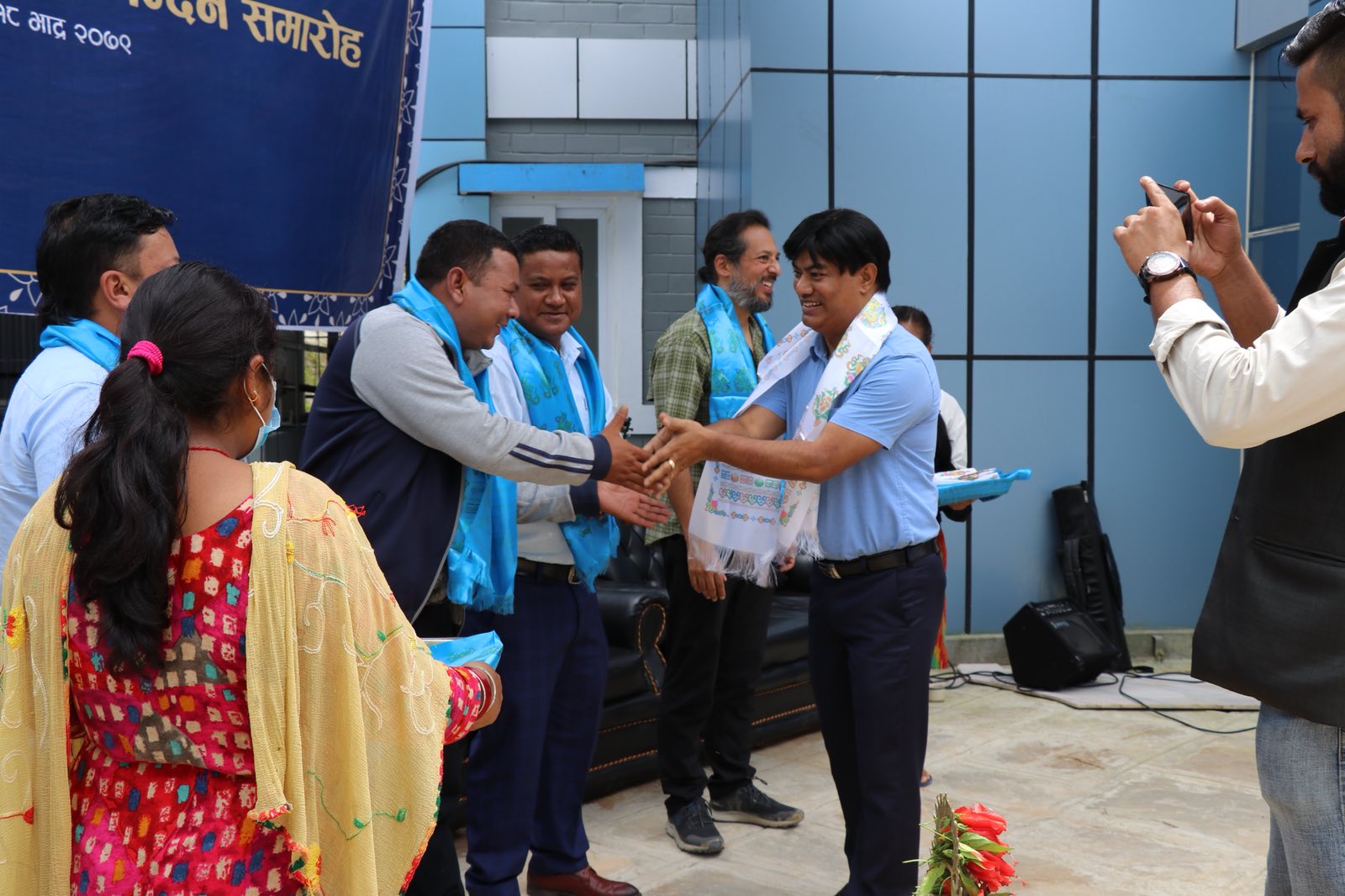 नेशनल लाईफद्धारा ठोकर्पा आधारभूत अस्पताललाई आर्थिक सहयोग