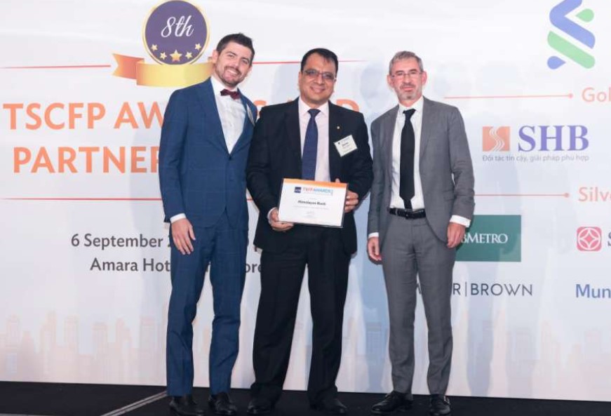 एशियाली विकास बैंकको अवार्ड हिमालयन बैंकलाई