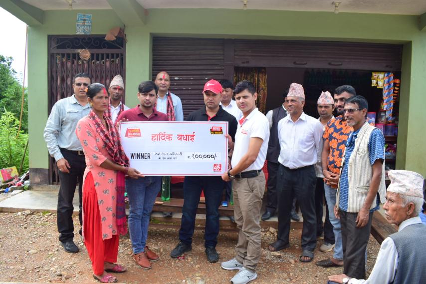 डिशहोमका ग्राहकले लक्की ड्र मार्फत जिते एक लाख नगद