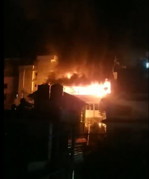 बालाजु नजिकैकाे लाेलाङकाे जुत्ता उद्याेगमा भीषण आगलागी, दुई महिनामै बालाजुकाे दुईवटा जुत्ता उद्याेगमा आगलागीकाे घटना