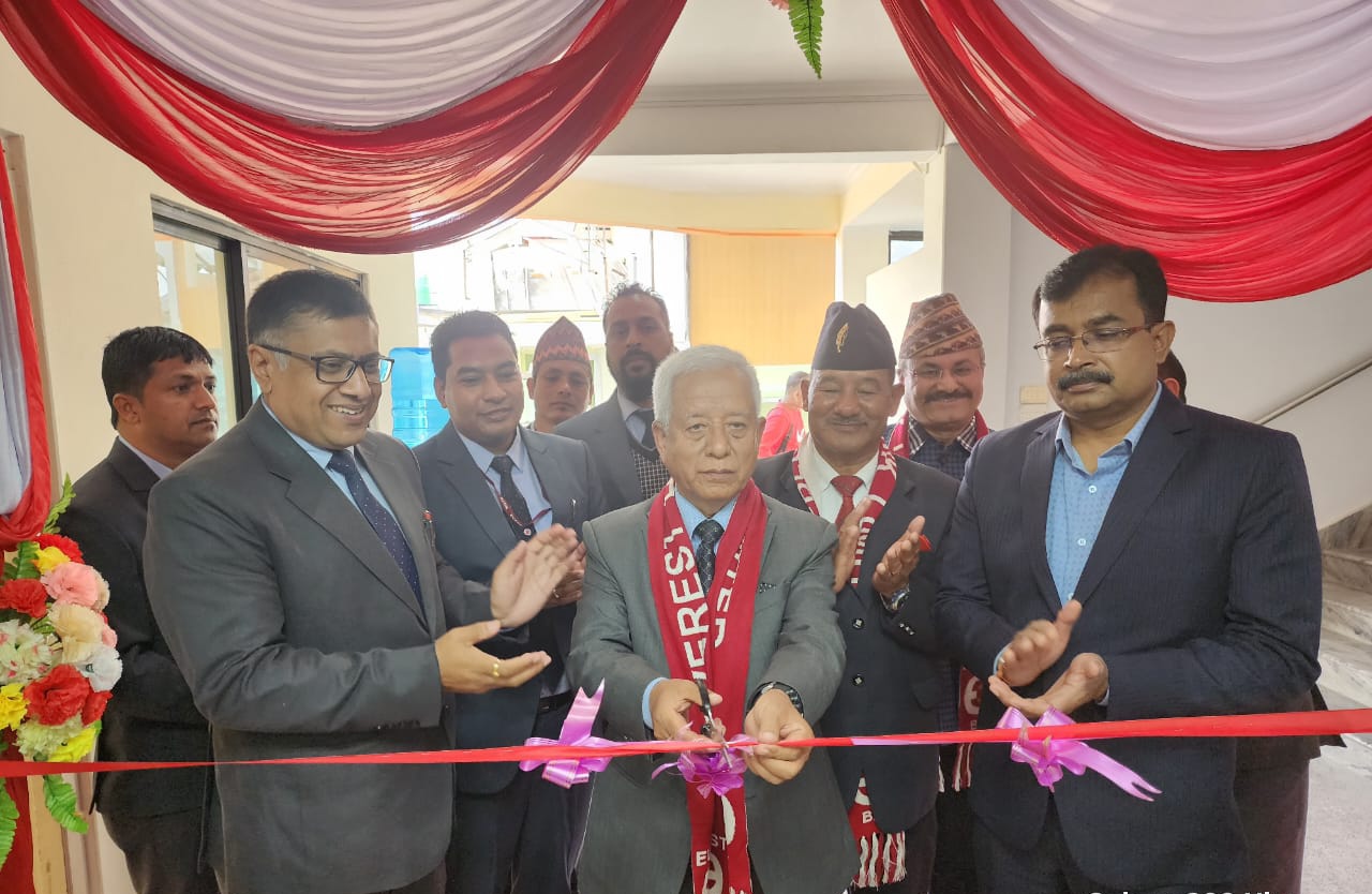 एभरेष्ट बैंकद्वारा बिरौटामा १२२औं शाखा उद्घाटन