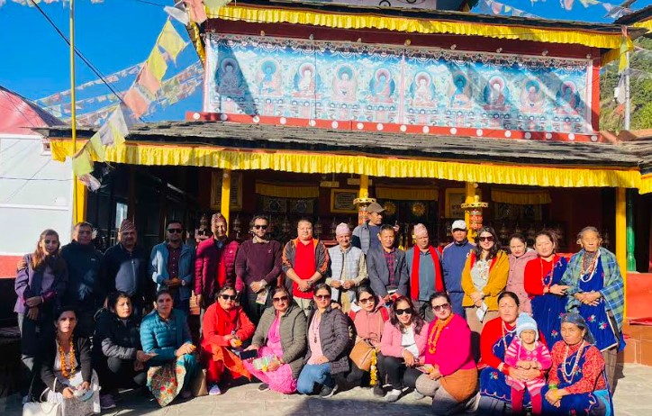 एलआइसी नेपालद्धारा अभिकर्ता सम्मान तथा तालिम कार्यक्रम सम्पन्न