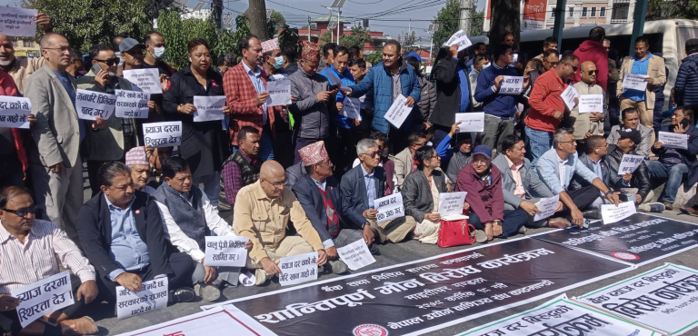 व्यवसायीले आन्दाेलन फिर्ता लिएपछि बैंकर्सलाई तत्कालका लागी राहत