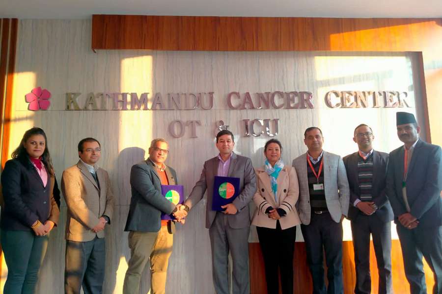 सेञ्चुरी बैंकका ग्राहकले काठमाडौं क्यान्सर सेन्टरको सेवामा छुट पाउने