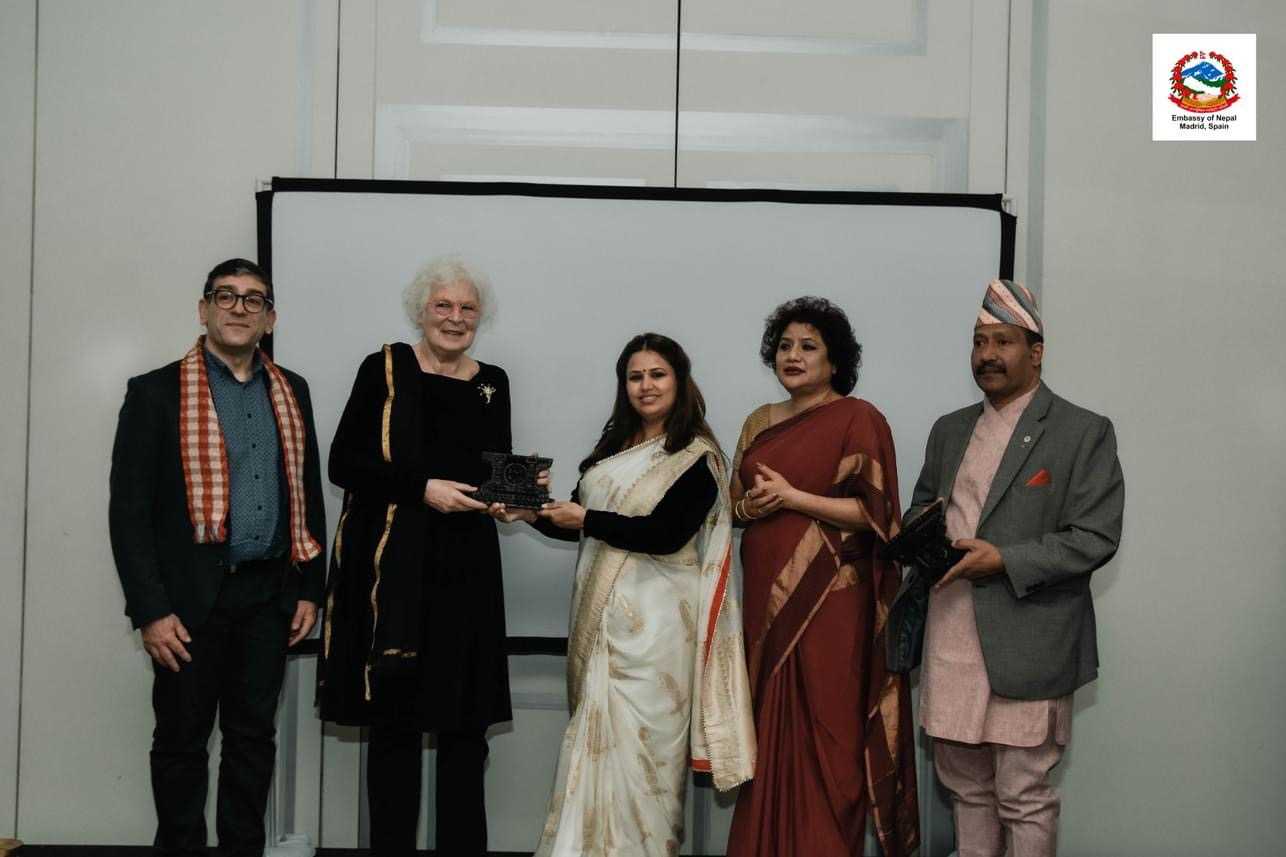 राजदूत डा. ढकालले गरिन् यूएनडब्लूटीओ महासचिव जुराबसँग भेट