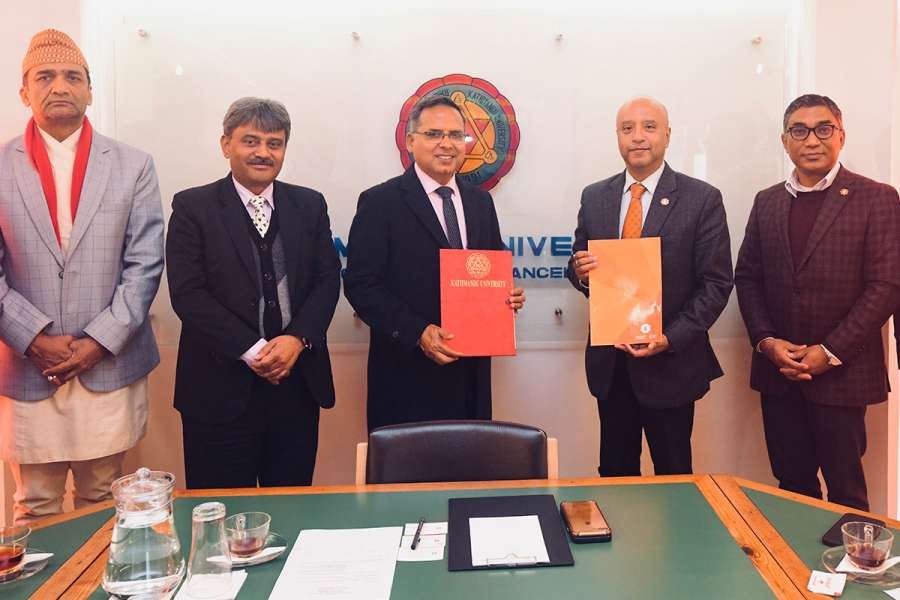 लक्ष्मी बैंकले केयुमा पढ्ने महिलाहरुलाई छात्रवृत्ति दिने, विश्वविद्यालयसँग गर्यो सम्झौता