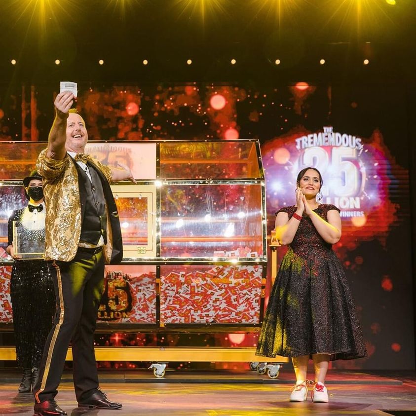 नेपाली यूवालाई दुबईमा ८२ कराेड रुपैयाँकाे भाग्यशाली चिठ्ठा