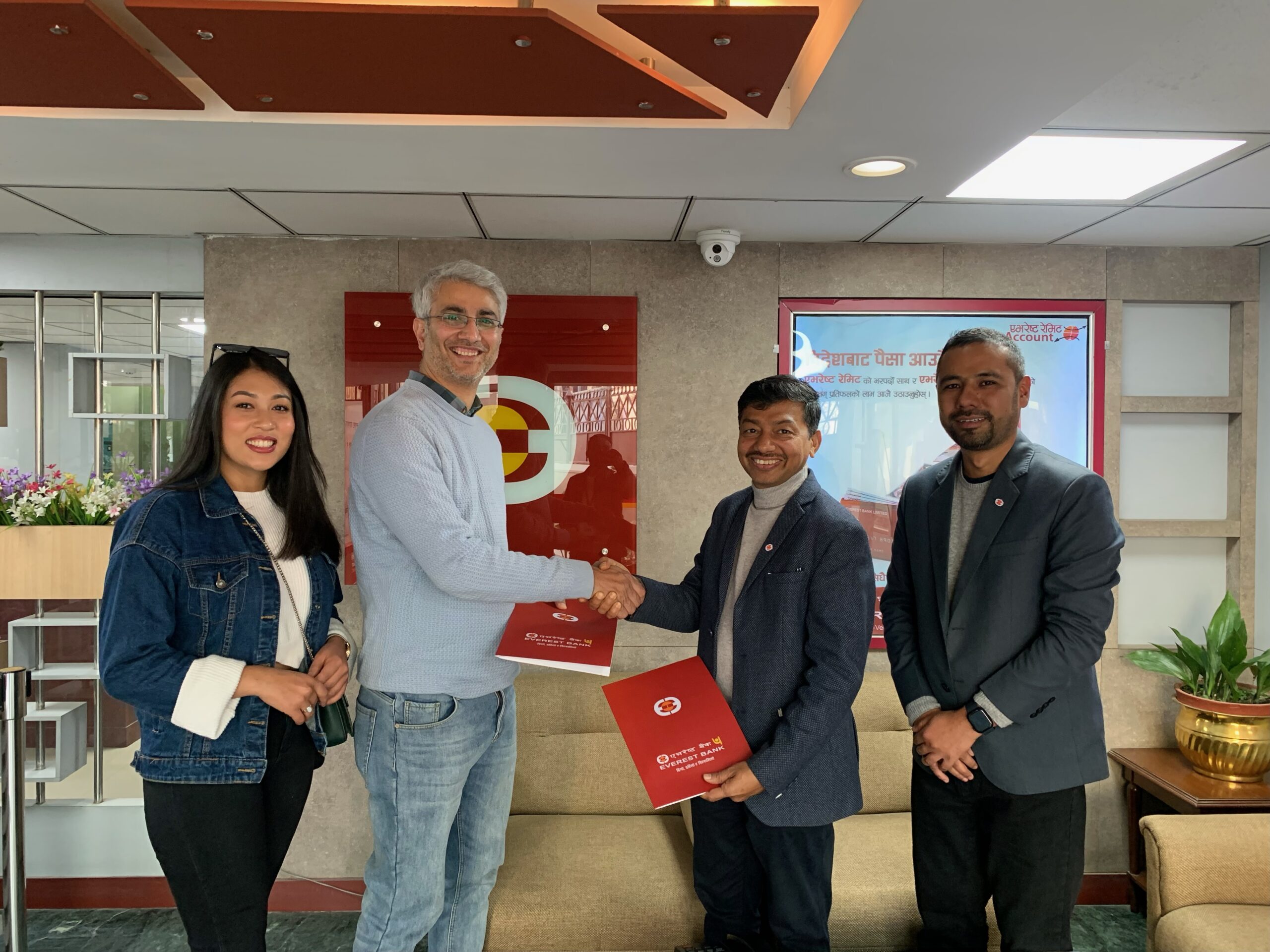 एभरेष्ट बैंक र क्वीक फक्सबिच रोबोटिक प्रोसेस अटोमेशन सम्बन्धी सम्झौता