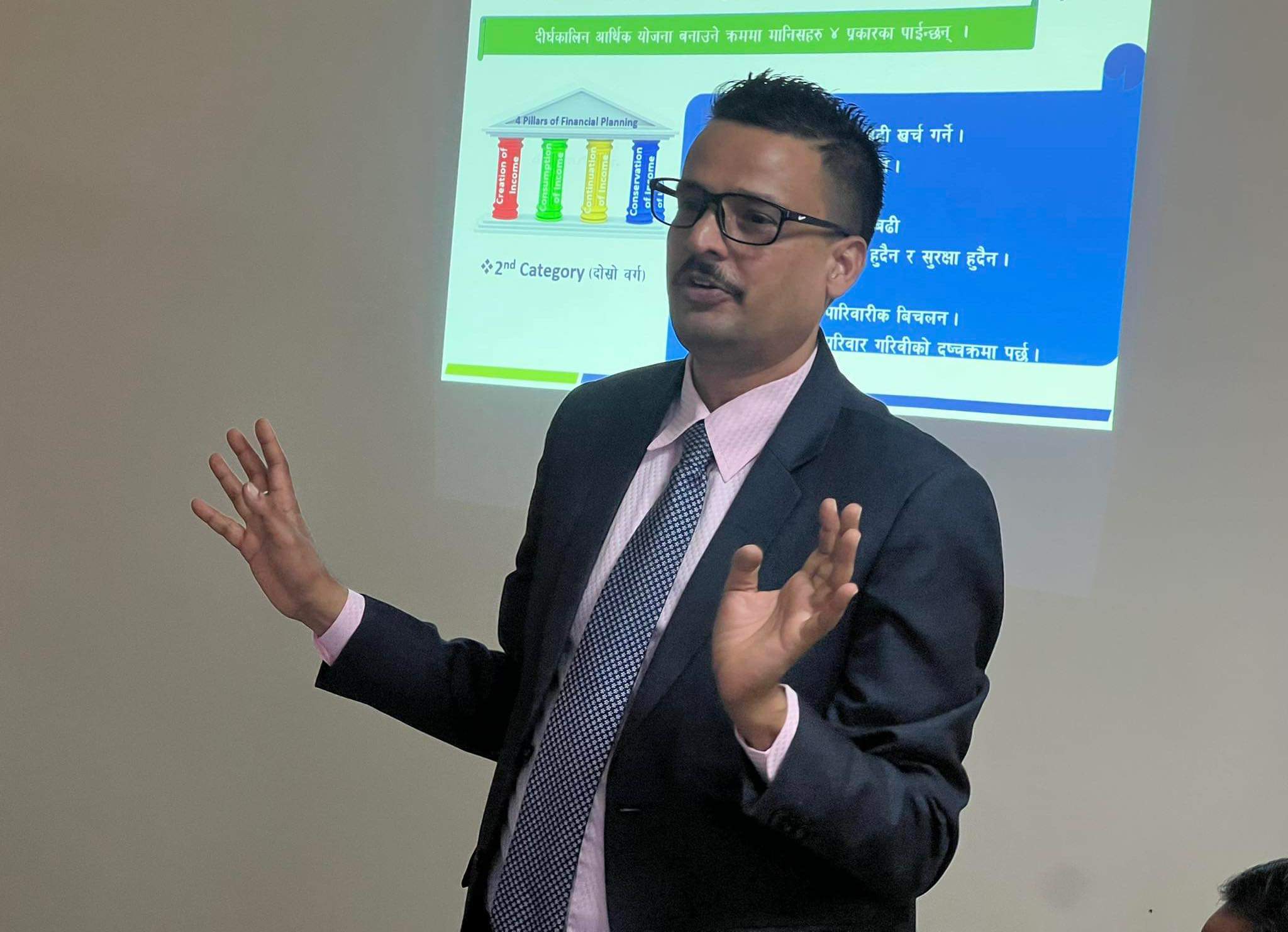 नारायणगढमा सुर्यज्योति लाइफको अभिकर्ता पुनर्ताजगी कार्यक्रम सम्पन्न