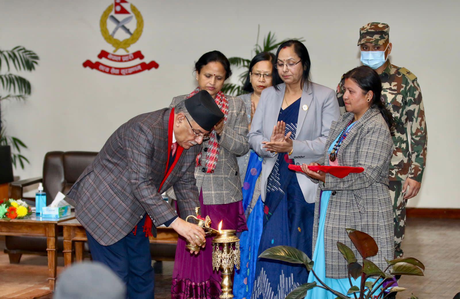 सातै प्रदेशमा स्तन र पाठेघर क्यान्सरको निःशुल्क उपचारको व्यवस्था मिलाइनेः प्रधानमन्त्री प्रचण्ड