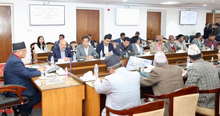 बैंक तथा लघुवित्तको समस्या समाधानका लागि उच्चस्तरीय आयोग बनाउनुपर्ने हुन सक्छः प्रधानमन्त्री प्रचण्ड