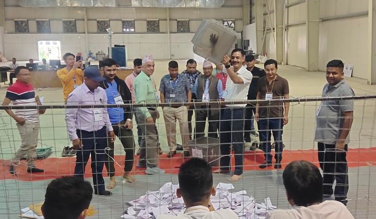 सुरु भयो चितवन २ मा मतगणना