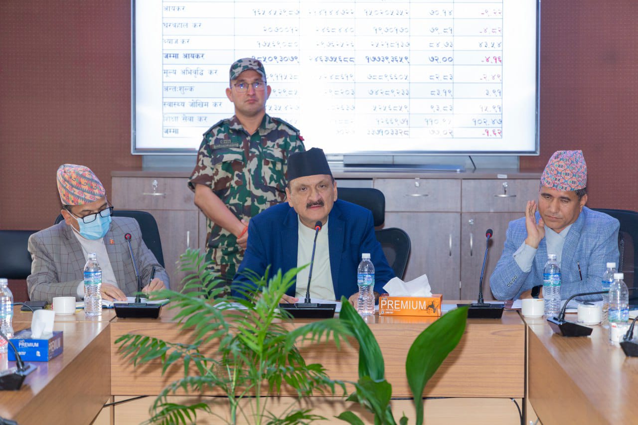 आन्तरिक राजश्व विभागका प्रमुखहरुलाई बजारको प्रभाबकारी अनुगमन गर्न अर्थ मन्त्रीको निर्देशन
