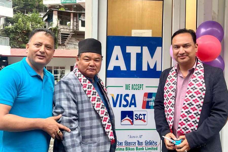 भुरुङ तातोपानीमा गरिमा विकास बैंकको एटिएम सेवा सुचारु