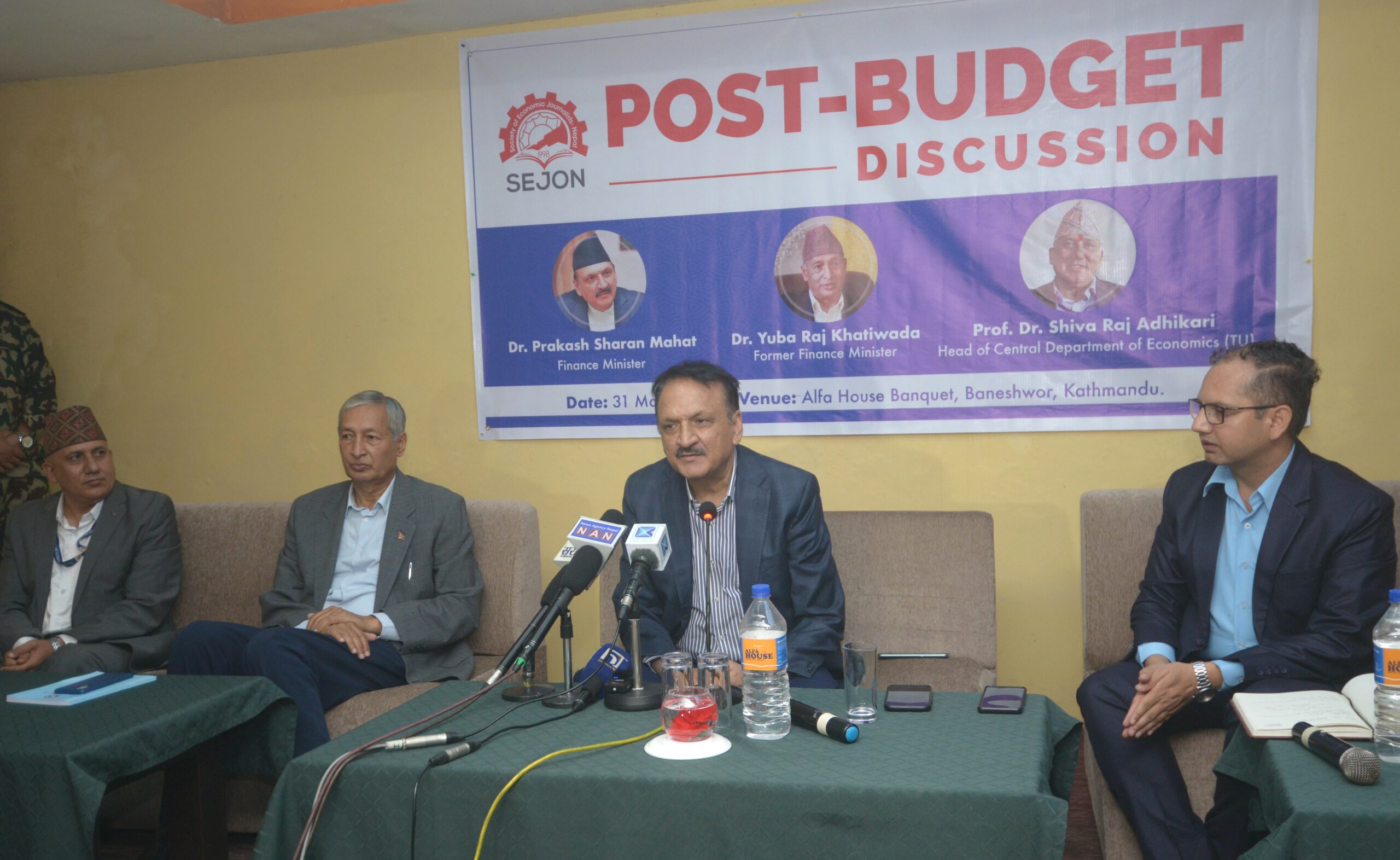 पोलीसी ट्र्यापको मारमा अर्थतन्त्र, सुधारका लागि एउटै बजेट पर्याप्त छैन