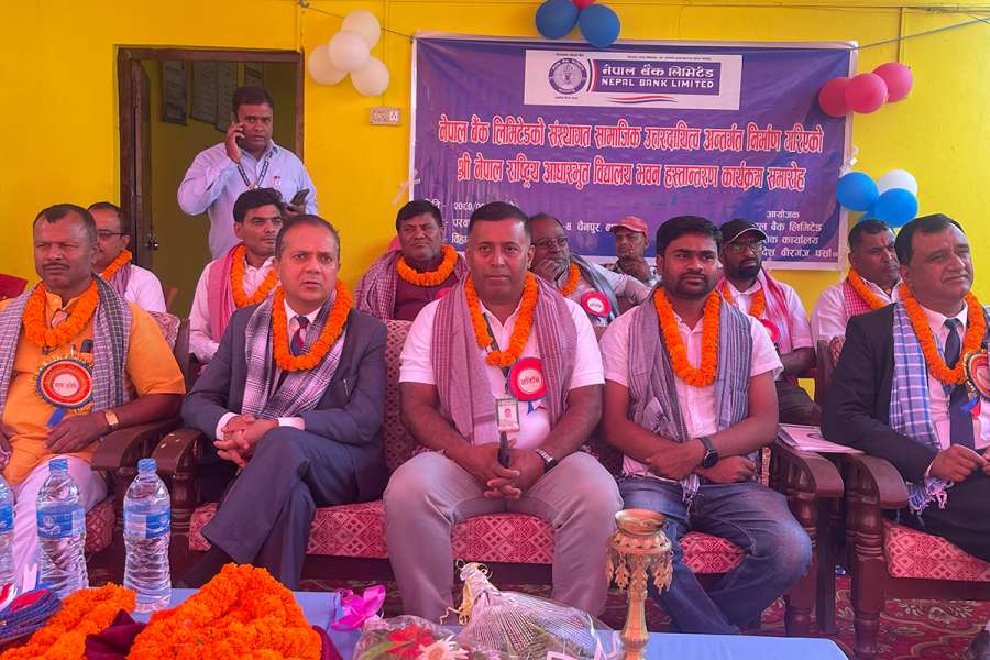 विद्यालय भवन पुननिर्माण गरी नेपाल बैंकले गर्यो हस्तान्तरण