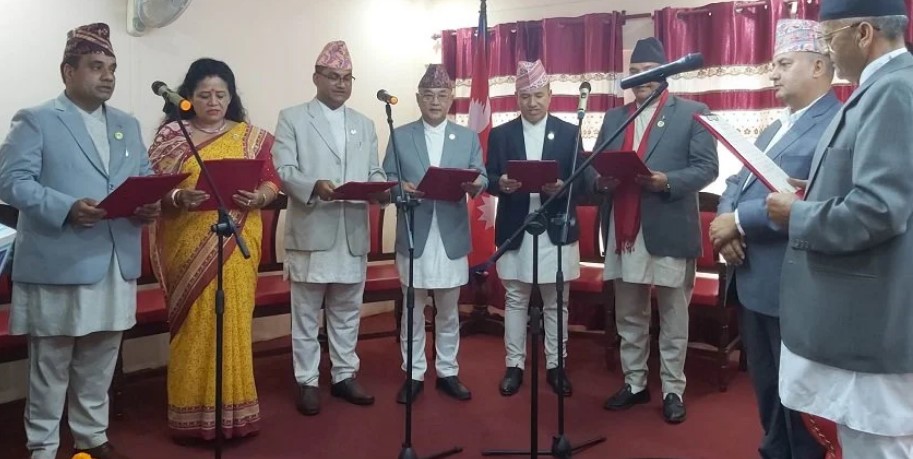 बाग्मती प्रदेश मन्त्रिपरिषदले पायो पूर्णता, नव नियुक्त मन्त्रीले लिए शपथ