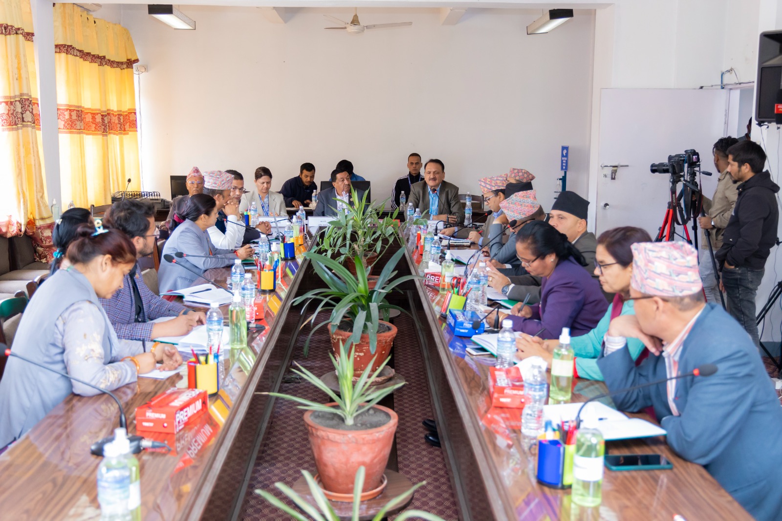 म व्यक्ति र पार्टीभन्दा माथि उठेर काम गरिरहेको छुः अर्थमन्त्री डा. महत